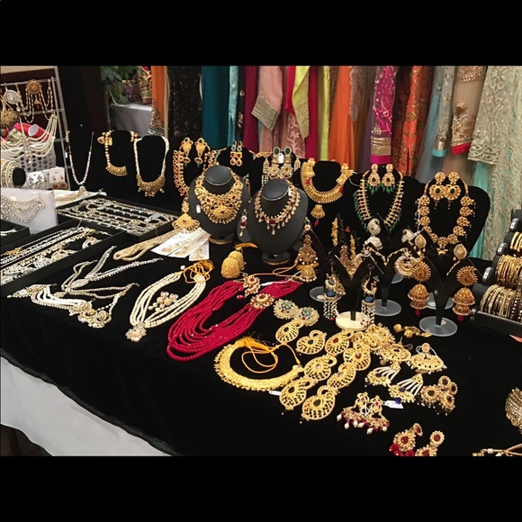 Meet your Posher, Shaina - Picture 3 of 9